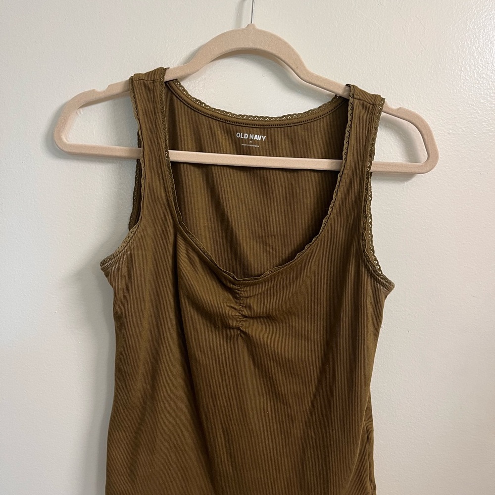 Old Navy Women's Tan Tank Top